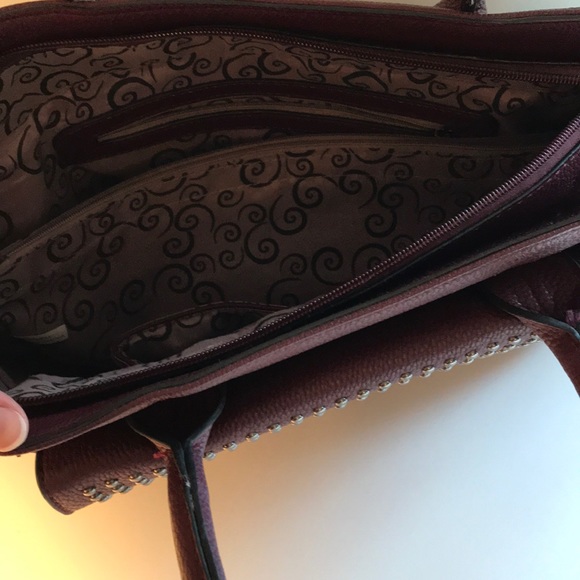 Deep wine vegan leather over shoulder bag w/strap - Picture 3 of 5